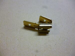 dutinka 6,3 - dva kolíky PK-R608C