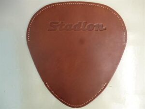 Potah sedla Stadion S11 (kůže tmavě hnědá-logo Stadion)