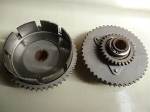 Koš spojky Jawa 350 typ 634,640 - úplný