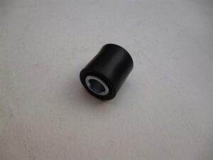 silenblok + pouzdro zadního tlumiče ( Kyv,Pan )