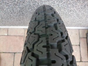 Pneu FORTUNE 3,25 - 19 F-899 4pl.