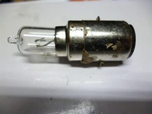 žárovka 12V 25/25W BA20D halogen