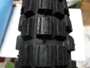 Pneu 2,75 - 16 F-879 (4PR) MITROC